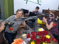 016-Entrevistando a ouvinte Maria da Gloria Esch Manso