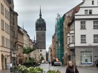 025-E eis que a torre se aproxima