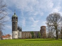 037-Vista desse angulo compreende - se o por que igreja do Castelo