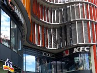 015-Shopping em frente ao Hotel