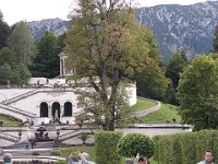 033-Os jardins do Linderhof e as montanhas