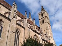 020-A Igreja de St Jacob ou Santiago - tem duas torres - torre sul 55 m - 58 m Torre Norte