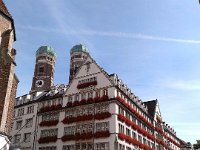 026-Batendo pernas nas proximidades da Praca